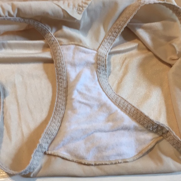 NWOT Light Control Full Coverage Briefs - Picture 5 of 7